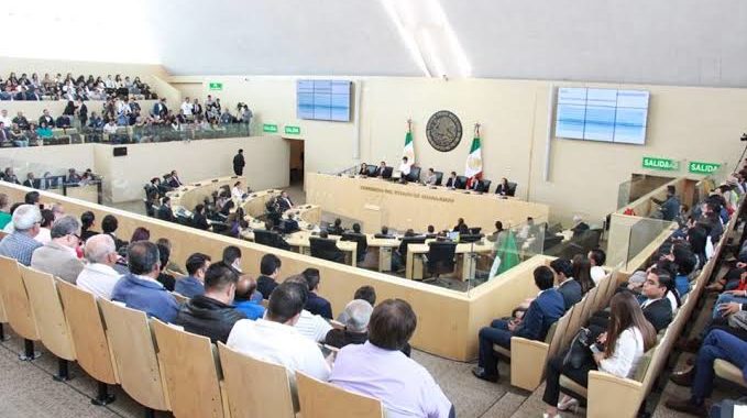 Congreso seguirá con sesiones virtuales en junio