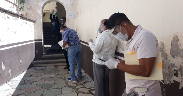 Quieren dar cubre bocas gratuitos a los capitalinos