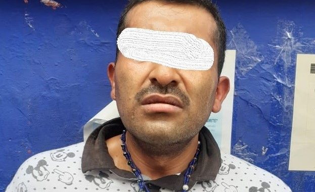 Detienen a hombre con armas en Camino Minero