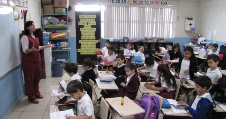 POSIBLE RETORNO A LA ESCUELA EN DOS MESES, ANTICIPA SALUD