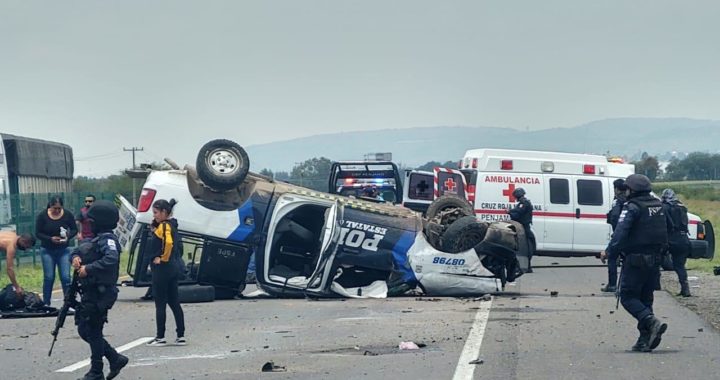 Mueren 4 elementos de las FSPE en volcadura