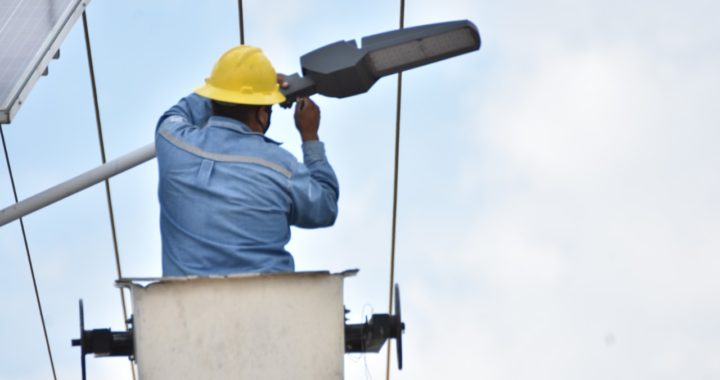 Impulsa Alumbrado más acciones por comunidades bien iluminadas