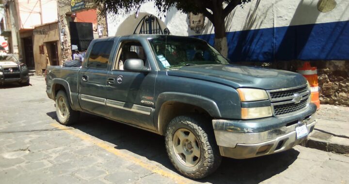 Detienen a hombres con costales con minerales