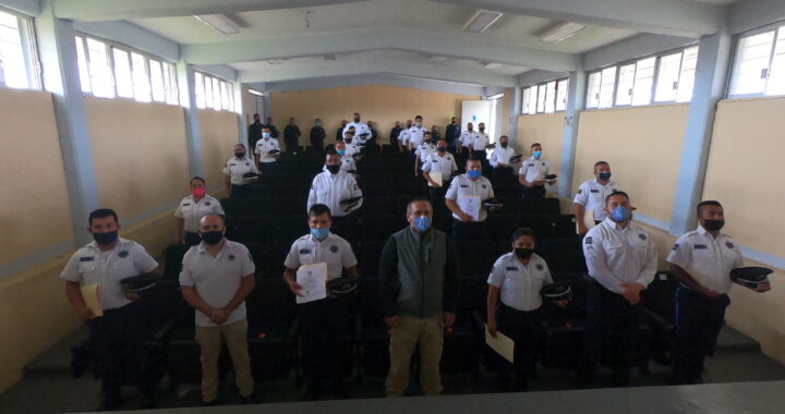 Certifican a policías capitalinos con el CUP