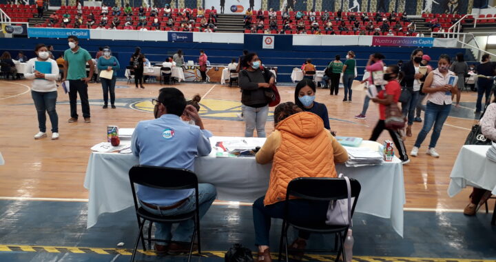 Invierten 5.1 millones de pesos para becas escolares municipales