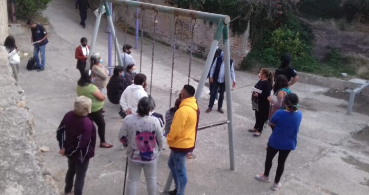 Se reúne Prevención Social con vecinos de Callejón Puerta Falsa