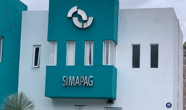 Deben 20 millones de agua al Simapag