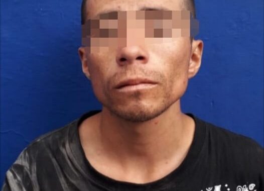 Detienen a uno por robo de madera