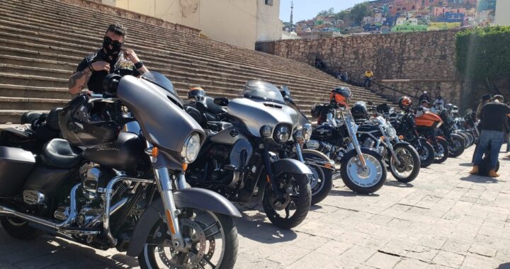 Vibra Guanajuato con Harley Davidson