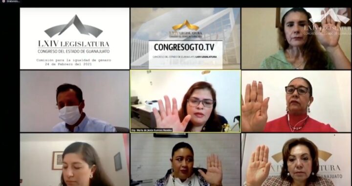 Realizarán panel Mujeres en la política