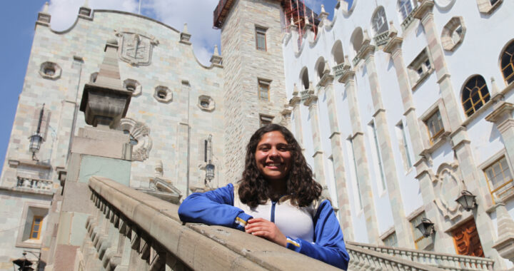 INICIA PERÍODO DE BECAS UG