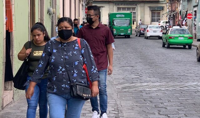 Contagios por 5ta ola de Covid disminuirán hasta septiembre