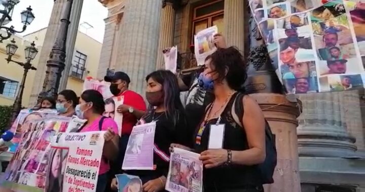 Retiran plantón del Teatro Juárez