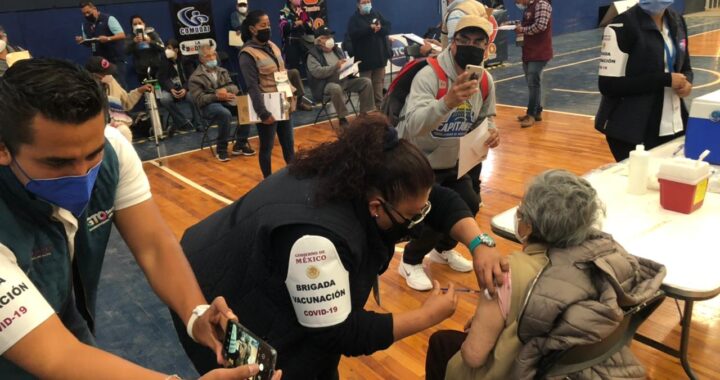 Privilegia federación a Instancias nacionales para aplicar vacuna