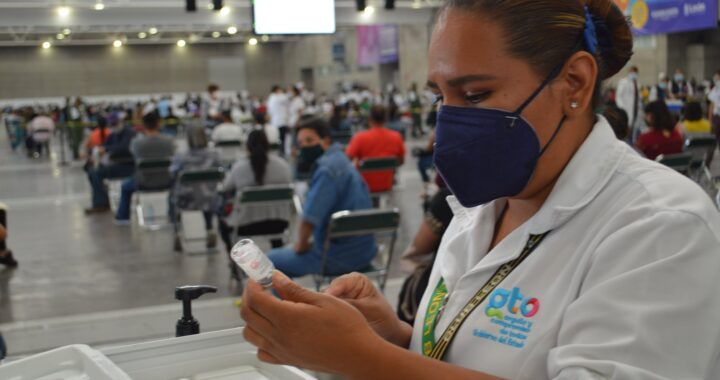 Este martes inicia vacunación contra el Covid para personas de 50 años y más