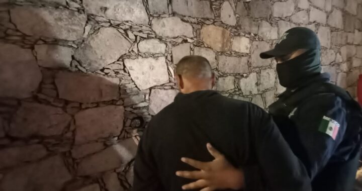 Detienen a hombre por agredir a su familia