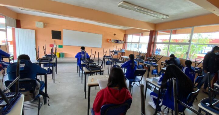 Semáforo amarillo permanecerá en Guanajuato para que se pueda volver a clases