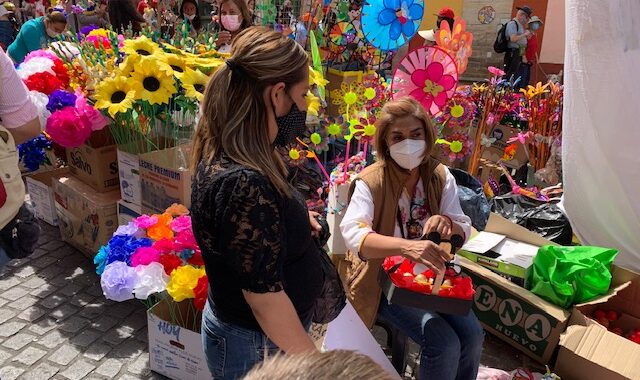 Día de las flores en la capital elimina, por tercer año consecutivo, el tradicional desayuno