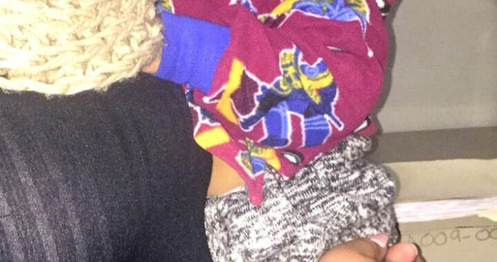 Rescatan a niño de dos años de edad