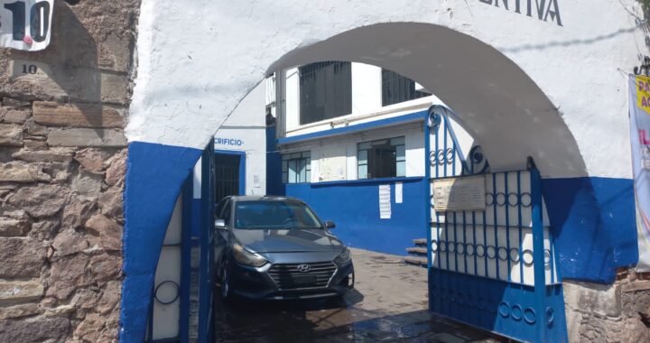 Deja Camacho la Comisaría General de la policía
