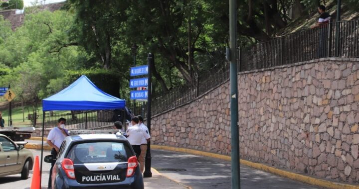 Retirarán vehículos que no estén verificados