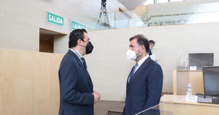 Secretario del Congreso resulta positivo a Covid