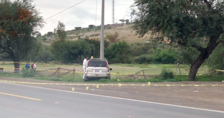Ultiman a hombre en una camioneta