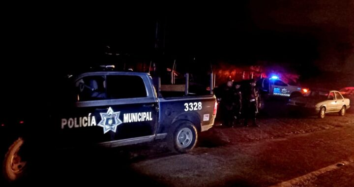 Lesionan a padre e hijo con arma de fuego