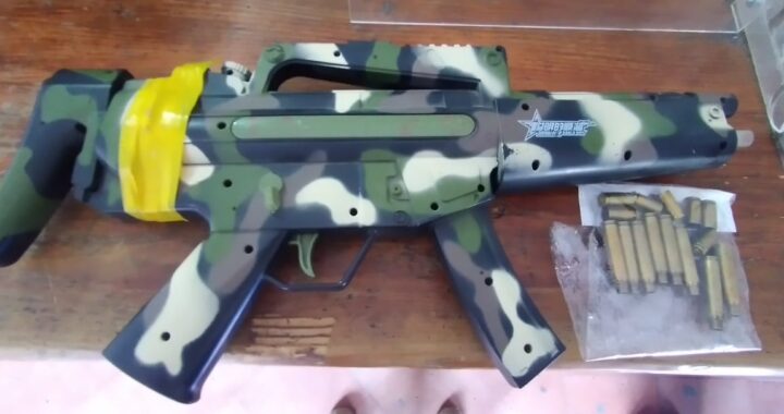 Detienen a menor con varios casquillos