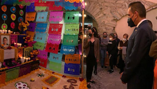 UG preserva la identidad y pertenencia de las tradiciones mexicanas