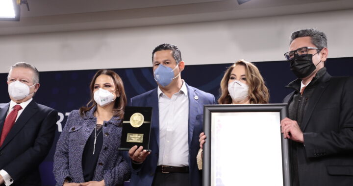 Guanajuato recibe el Premio “Innovación en Transparencia 2021”