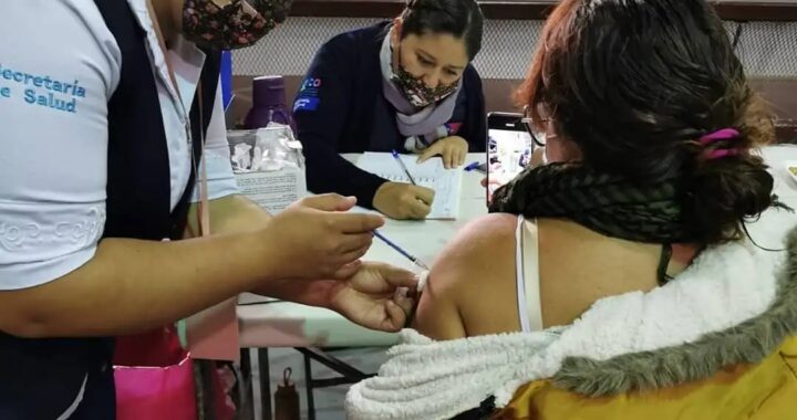 Nueve de cada 10 capitalinos tienen alguna vacuna para el AntiCovid