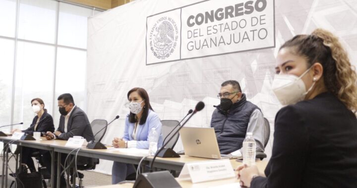 Avanzan iniciativa para regular licencias de manejo