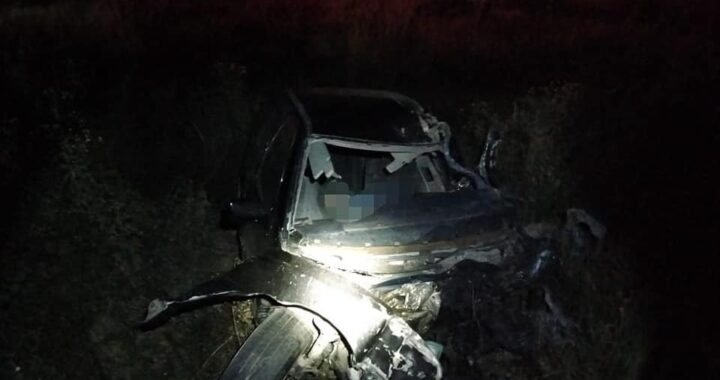 Muere ex policía en accidente vehicular