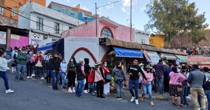 A reventar la capital por puente vacacional