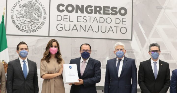 Entregan paquete fiscal del Ejecutivo estatal al Congreso de Guanajuato