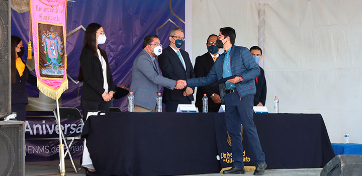 Conmemora UG el 51 aniversario de la ENMS de Pénjamo