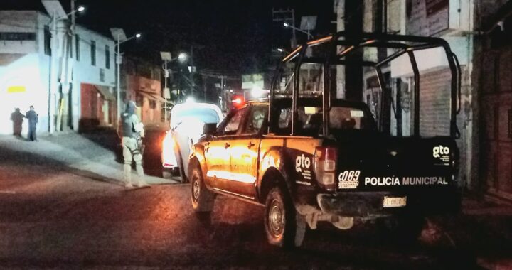 Vigilan casas y escuelas por vacaciones