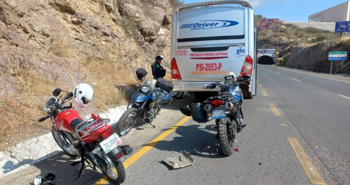 Motociclista resulta herido en choque