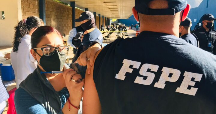 Alrededor de mil 200 vacunas Moderna, se destinaron para refuerzos de la Fiscalía y FSPE 