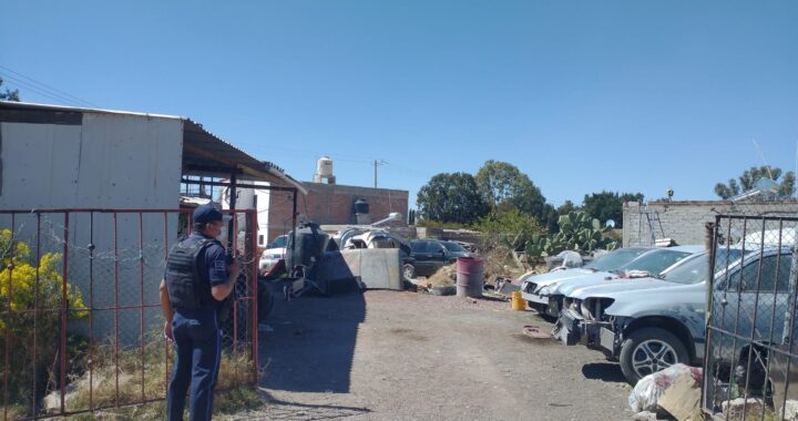 Revisan talleres, buscan vehículos robados