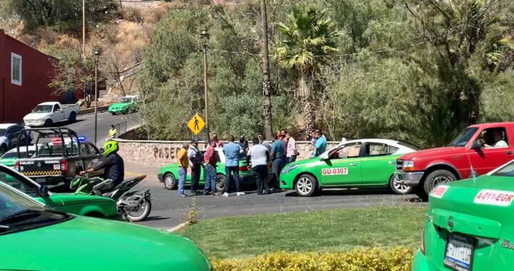 Detienen a pareja por asalto a taxistas