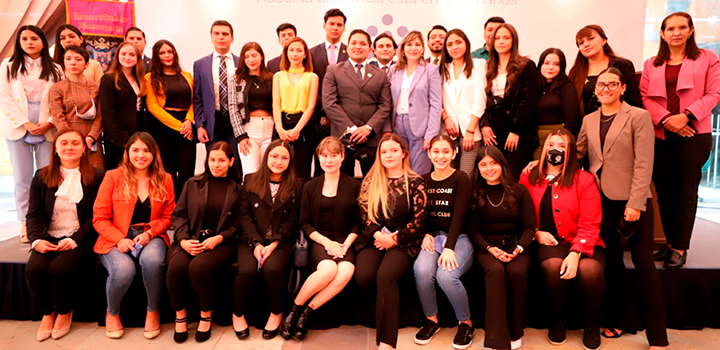 Inicia proyecto estudiantil “Abejas Embajadoras de Derechos Humanos UG”