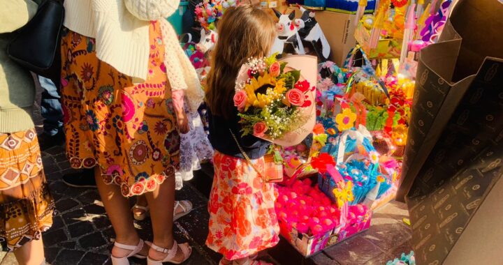 Revive el día de las flores en la capital; entregan reconocimiento del Guanajuatense Distinguido