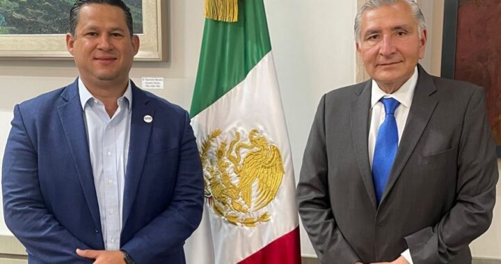 Seguridad y plan hídrico, tópicos que trató Diego Sinhue con el secretario de Gobernación