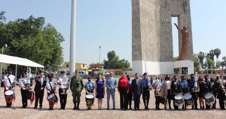 Conmemoran natalicio de Miguel Hidalgo