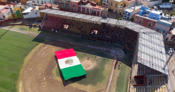Anuncia Navarro nuevo campo de beisbol en la zona sur