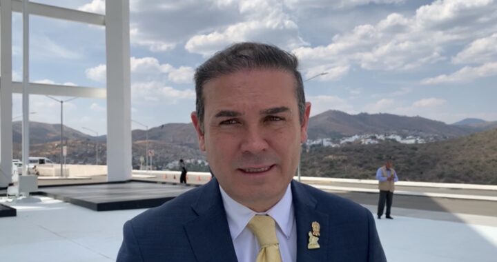 Rechaza alcalde ser autor de ataques contra regidora