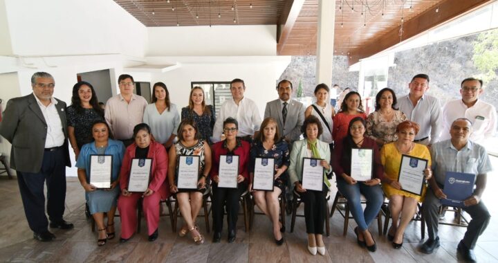 Reconocen los maestros en Guanajuato