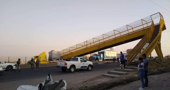 Reconstruir puente peatonal de Irapuato depende de la SCT: SICOM